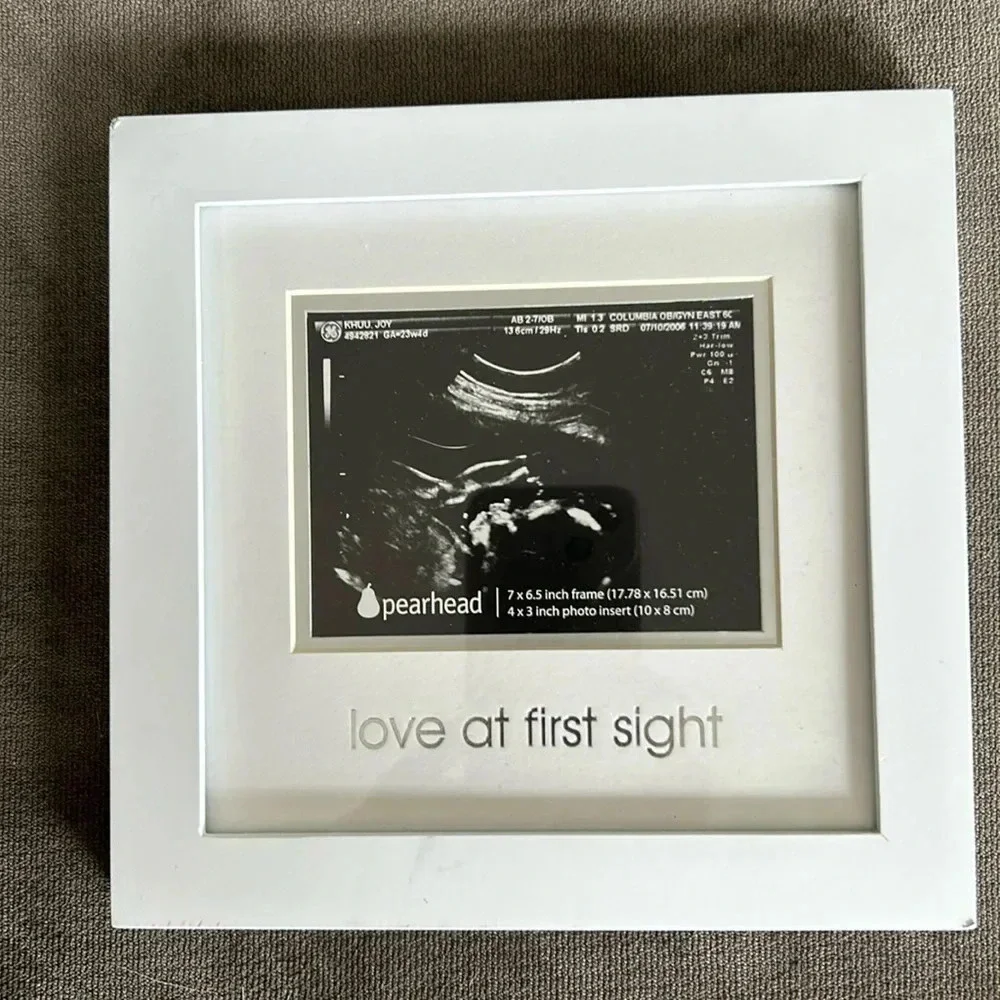 Sonogram white picture frame 7 x 6.5” frame 4 x 3” photo insert Spearhead